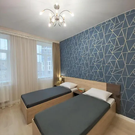 3 Bedroom, 2 Bathroom Apartment Near Forum Lviv Exterior photo