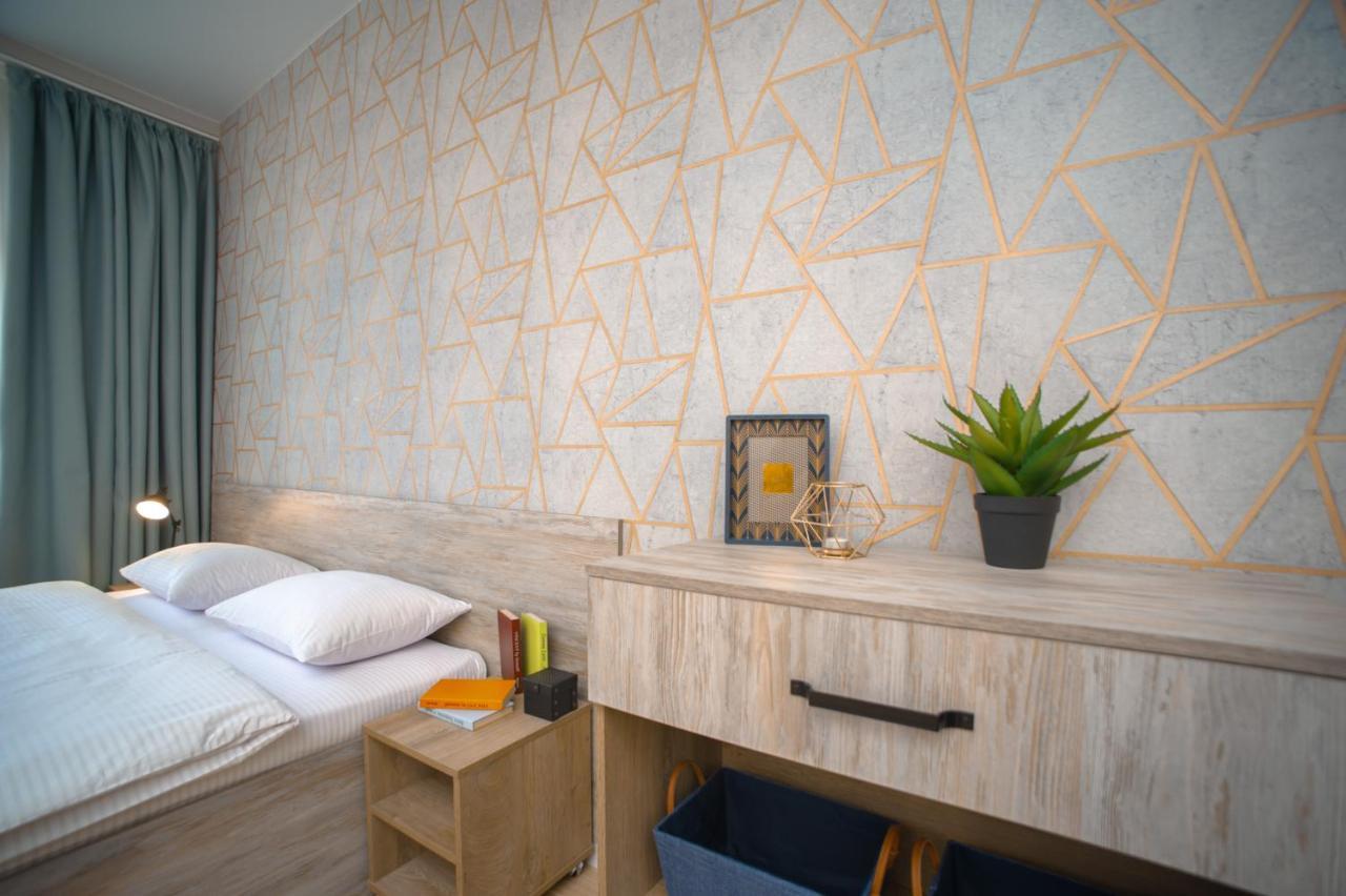 3 Bedroom, 2 Bathroom Near Forum Апартаменти *