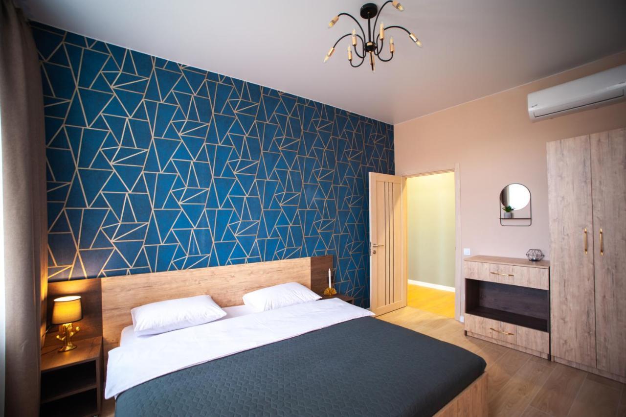 Апартаменти 3 Bedroom, 2 Bathroom Near Forum